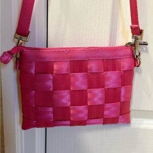 HARVEYS SEATBELT PURSE